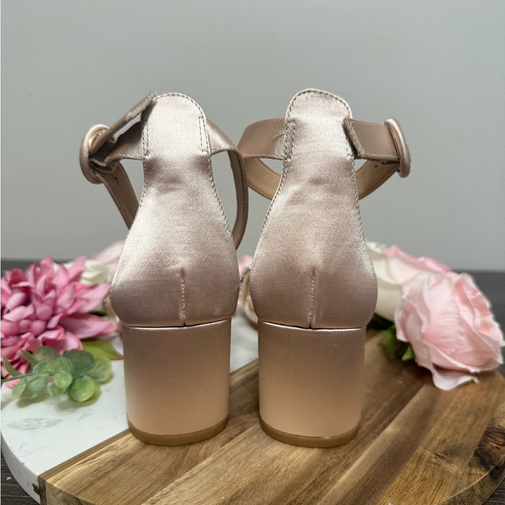Jewel Badgley Mischka - James Ankle Strap Block Heel - Size 8 - NWOB - Picture 11 of 11